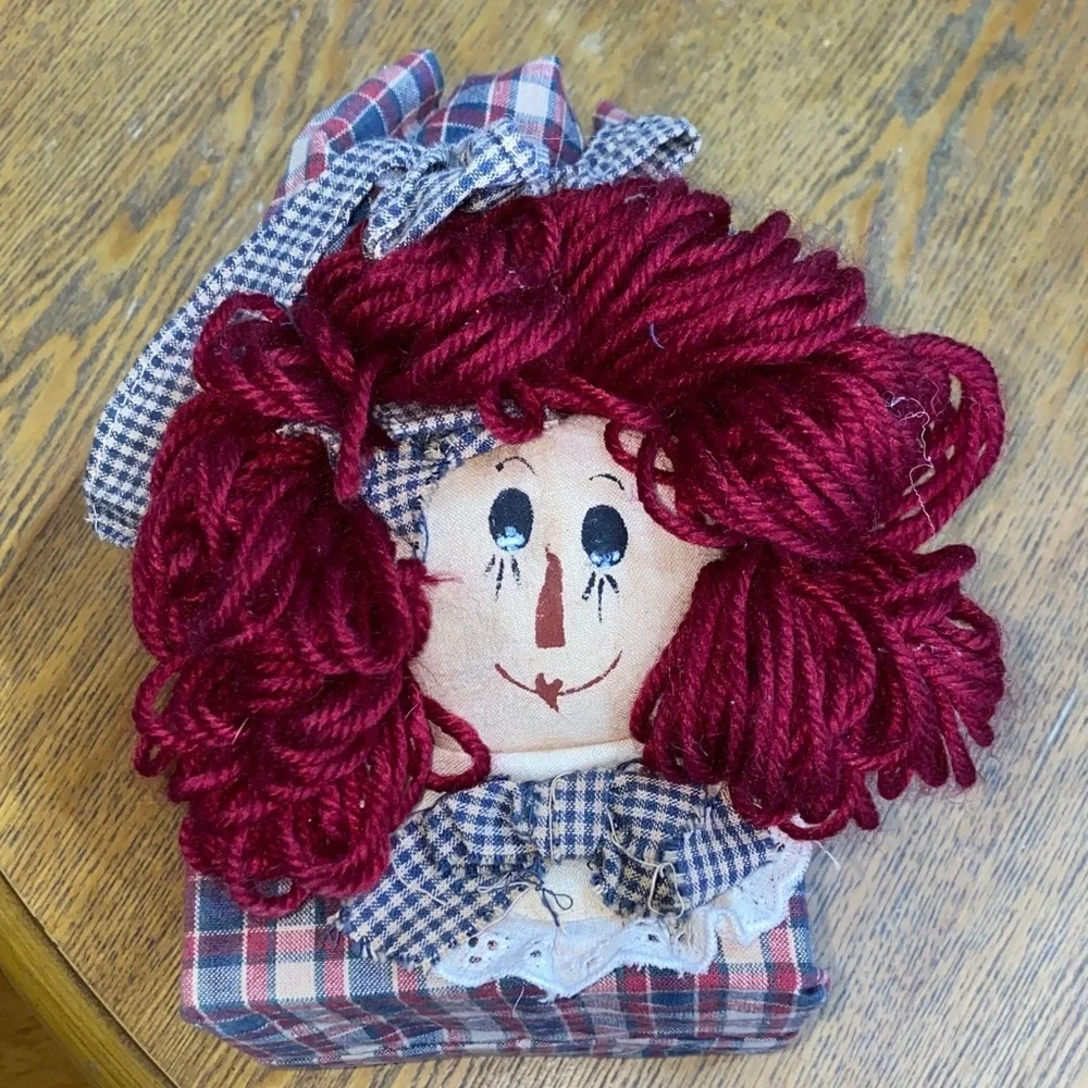 Primitive Raggedy Ann Fabric Tissue Cover